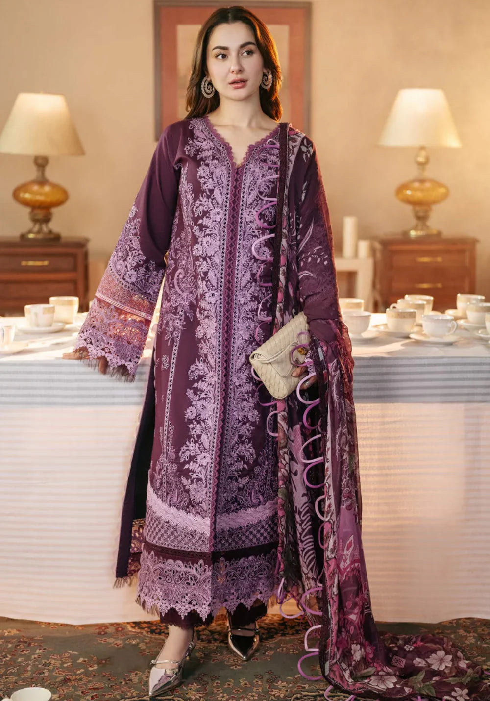 HANIA AMIR-Winter 3PC Dhanak Embroidered Suit