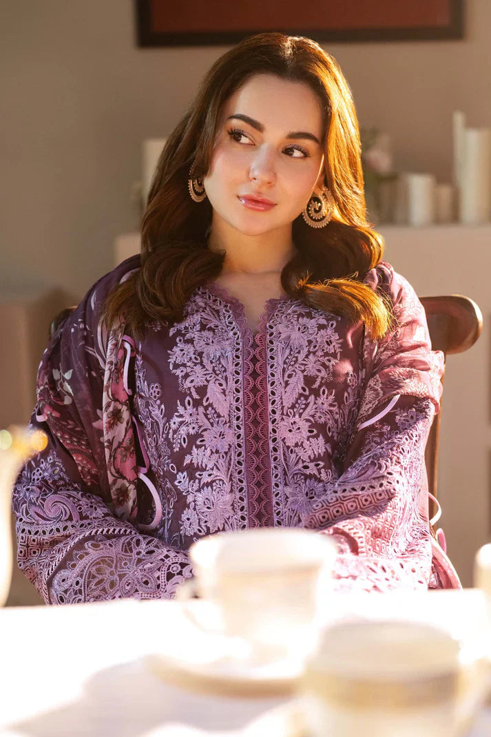 HANIA AMIR-Winter 3PC Dhanak Embroidered Suit