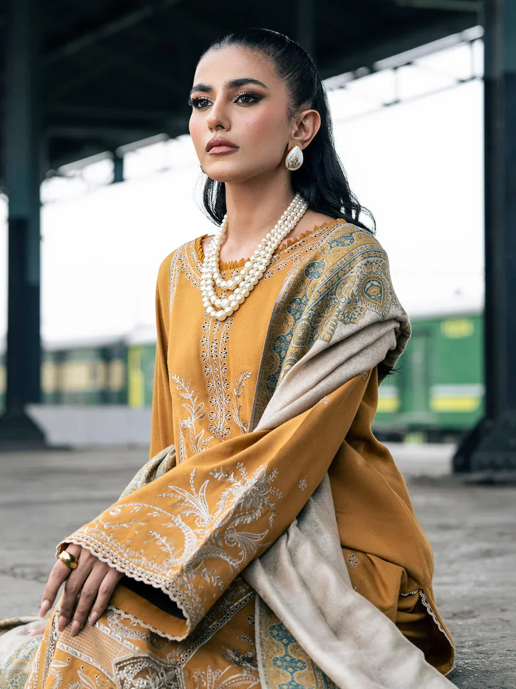 Izel Embroidered Dhanak Three Piece D-92