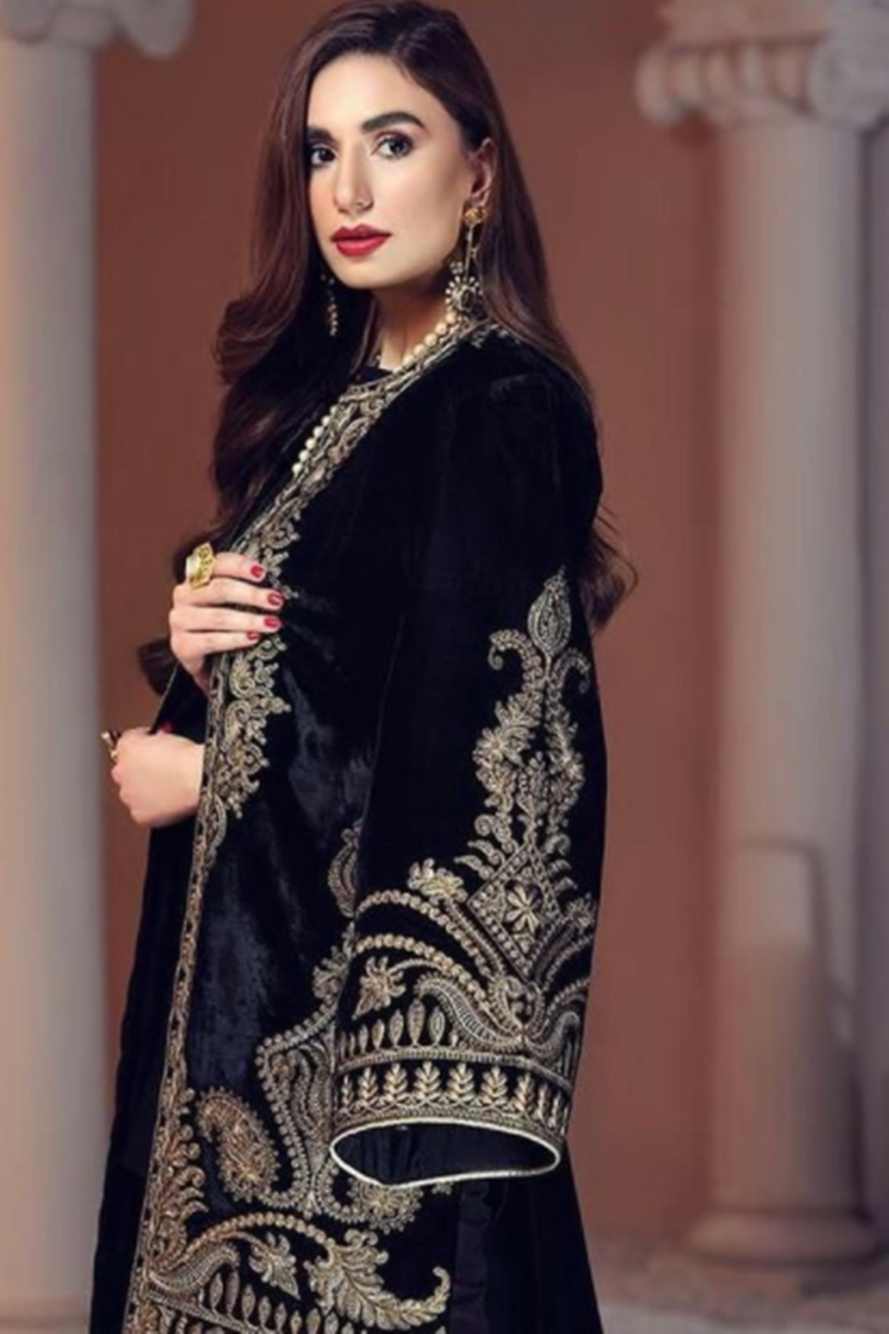 MariaB D-472 Black Color Embroidered Velvet two piece Winter Collection